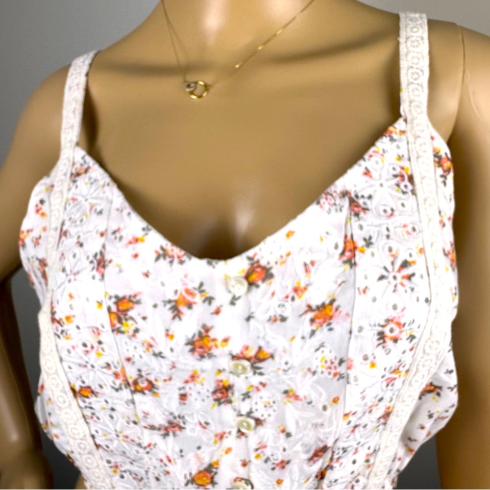 Japna Crop Top floral pattern Sz M Cottage Core Lace Feminine Coquette NWT